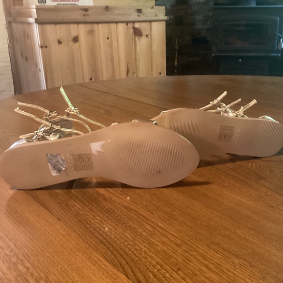 Sandal - Picture 3 of 3